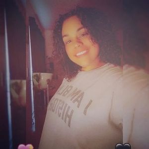 Meet your Posher, Alecia